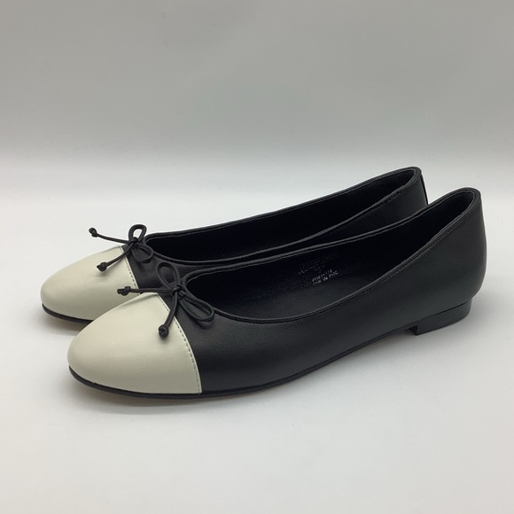 Quince Italian Leather Cap-Toe Ballet Flats Black & White | Sz 7 | New With Box - Picture 5 of 11